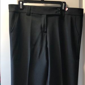 Black BCBG pants. Like new.